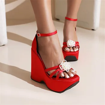 PXELENA/ дизайнерски дамски сандали на танкетке и платформа в готически стил, летни обувки с дебела подметка с мъниста и перли в едно цвете, 2023, червен боклук