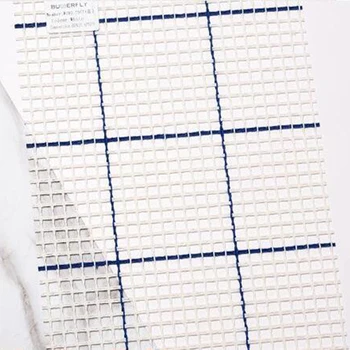 Комплекти куки-ключалки, платно с вязаной на синята линия, включват 1 бр. пластмасова игла за плетене на една кука, гобеленовый подложка за пода