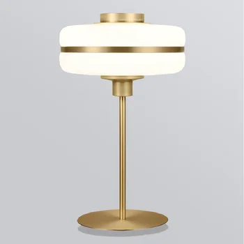 Постмодернистская златна луксозна светодиодна настолна лампа в скандинавски стил от стъкло за хола, Настолни лампи с една глава, Нощни шкафчета за спалня, Прости тела за хотел